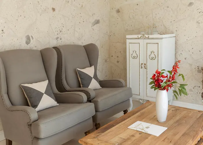 Sabrinas Haus - Adult Only +14 Hotel