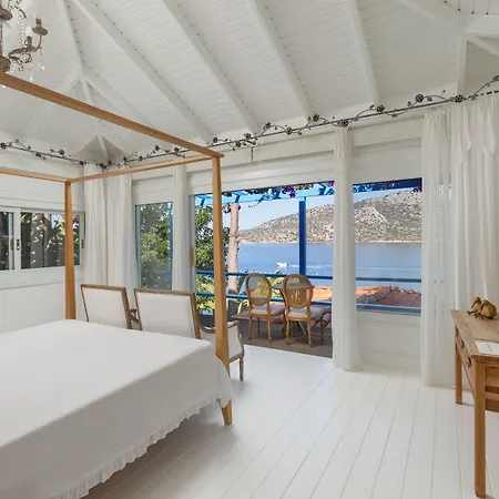 Sabrinas Haus - Adult Only +14