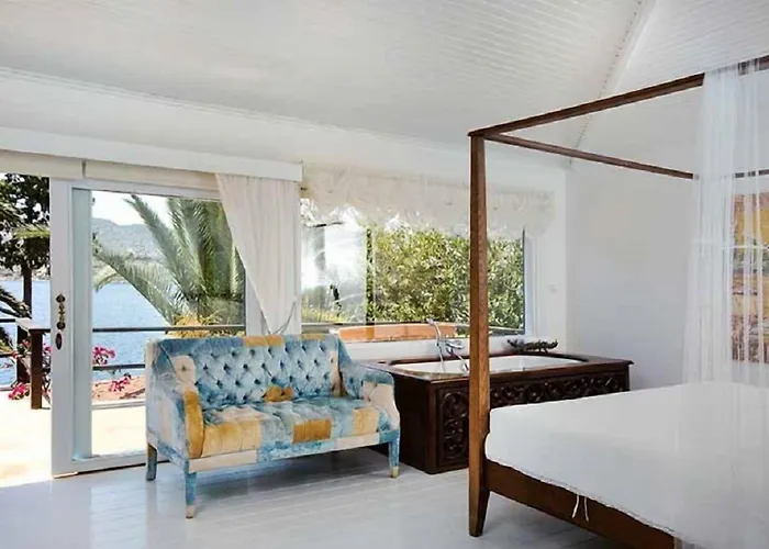 מלון Sabrinas Haus - Adult Only +14 4*