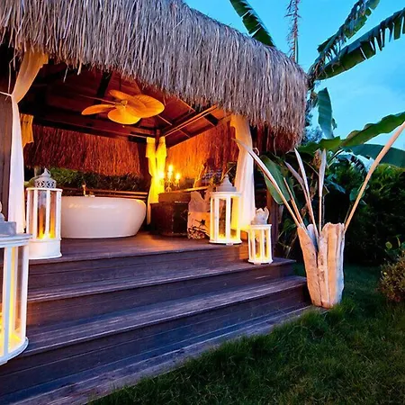 سابريناس هاوس - للكبار فقط +14 مرمريس