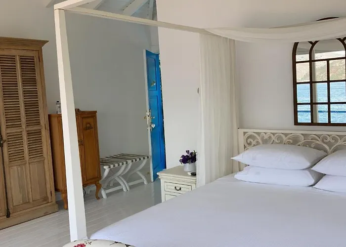 Sabrinas Haus - Adult Only +14 4*